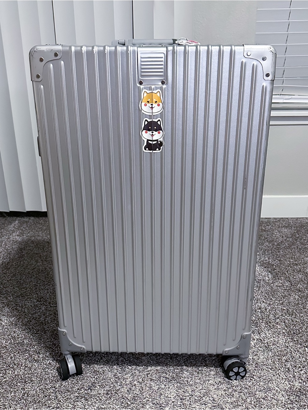 Checked Luggage Zipper less Suitcase